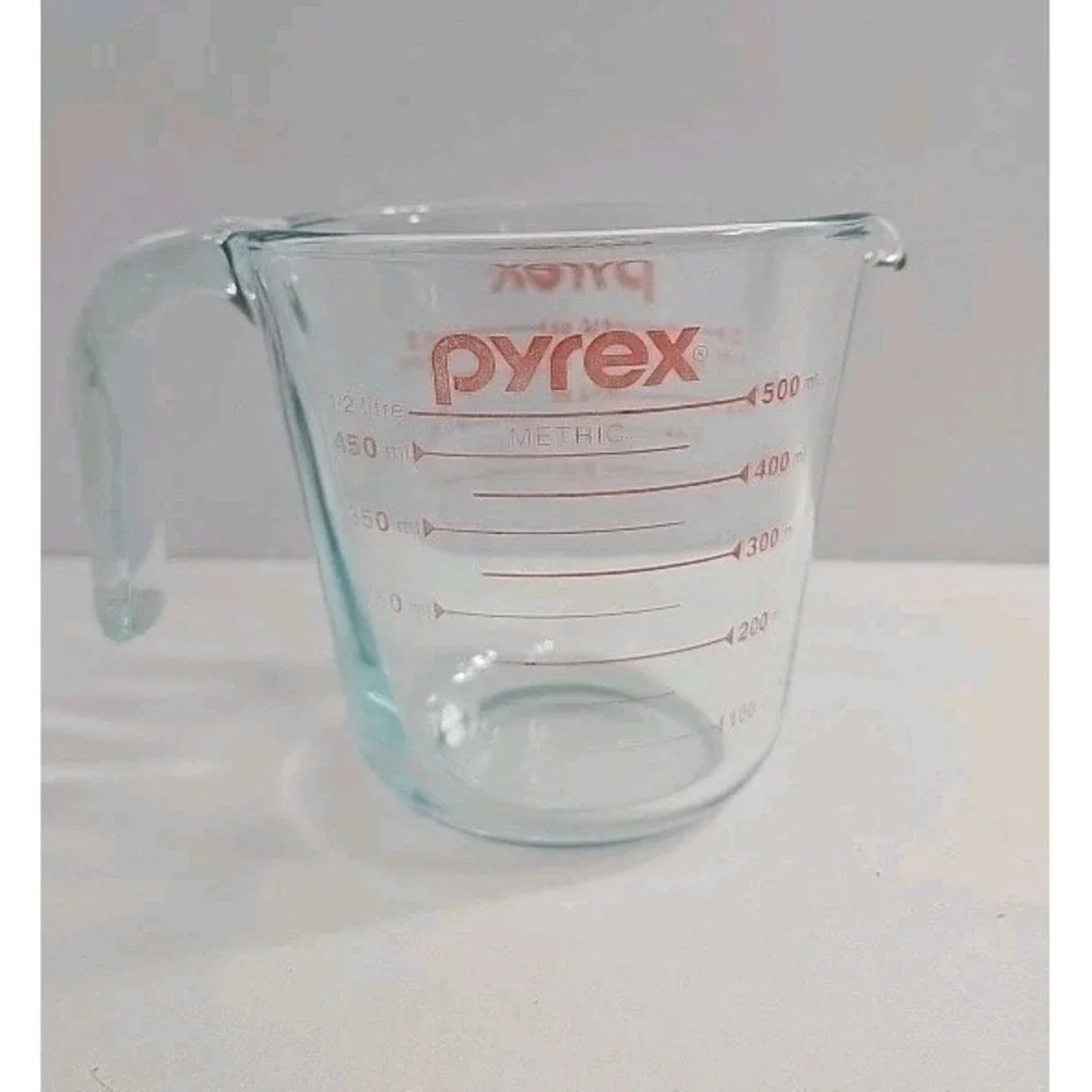 Pyrex 2 Cup 16‎ oz Glass Red Letter Measuring Cup Open End Handle USA